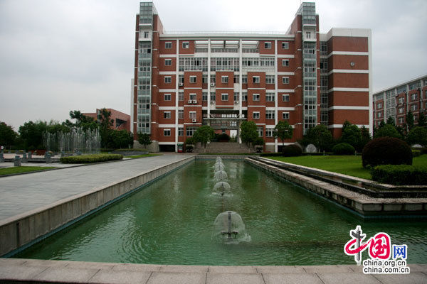 IT企业家的摇篮 久久精品一区二区(组图)